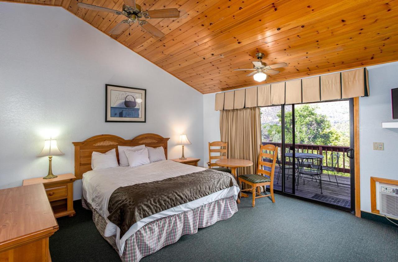Whispering Pines Lodge Kernville Esterno foto