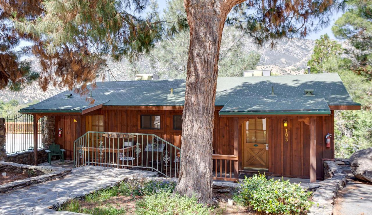 Whispering Pines Lodge Kernville Esterno foto